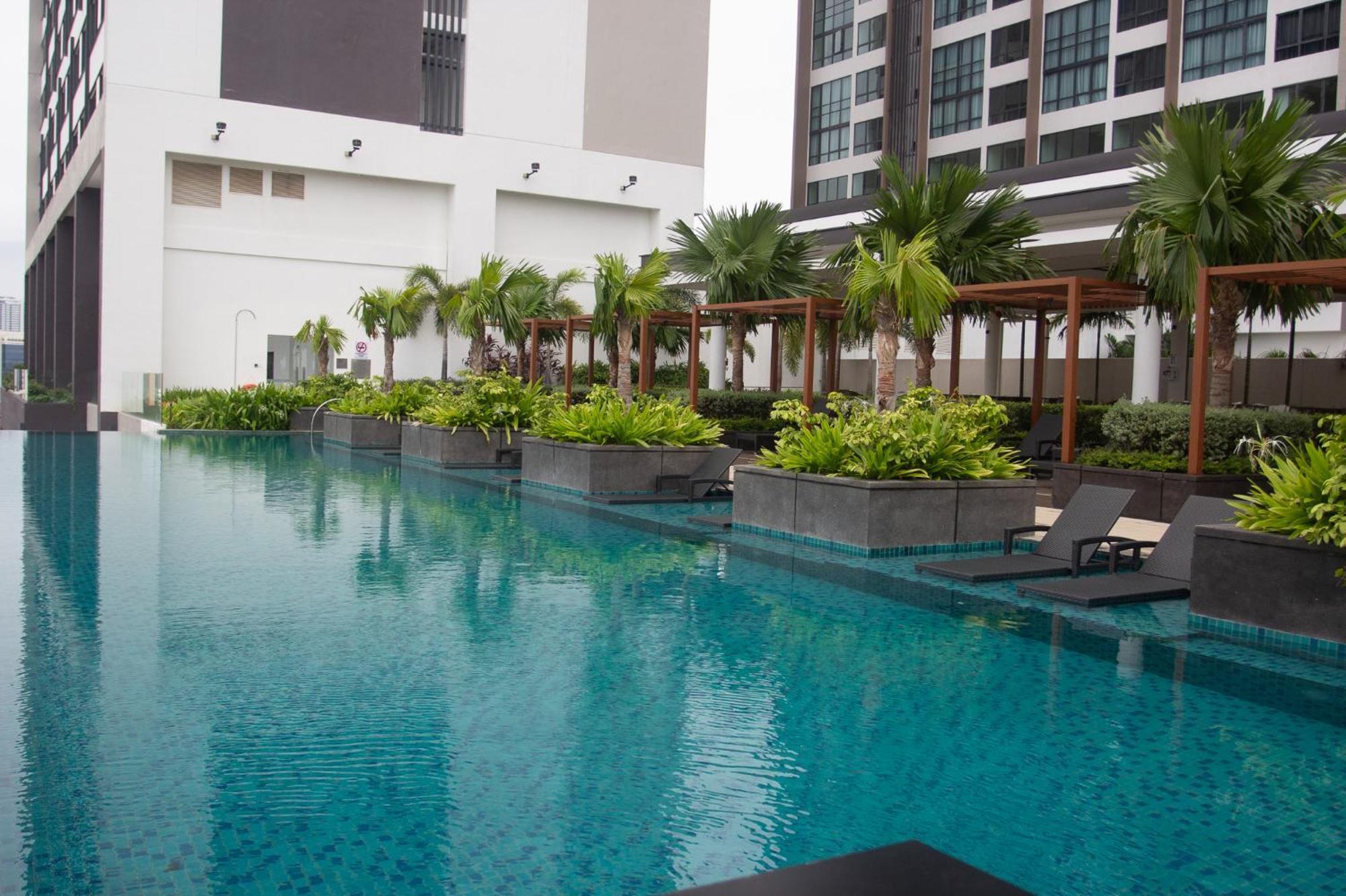 Courtyard By Marriott Melaka Hotel Buitenkant foto