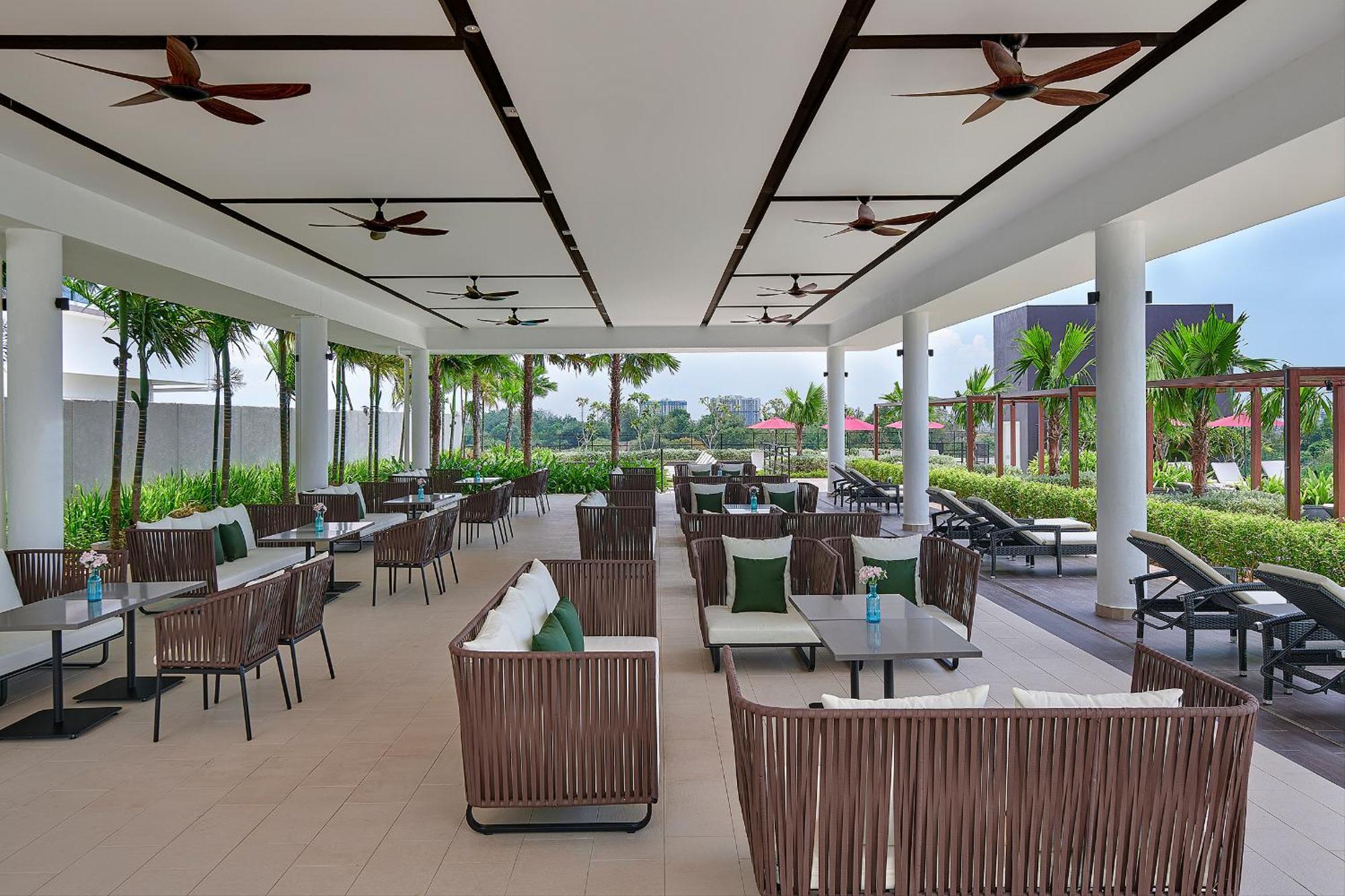 Courtyard By Marriott Melaka Hotel Buitenkant foto