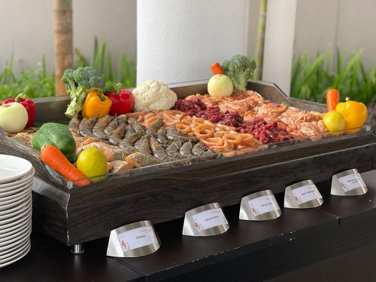 Courtyard By Marriott Melaka Hotel Buitenkant foto